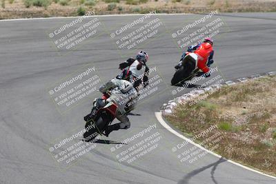 media/Apr-20-2025-AHRMA (Sun) [[393a79c373]]/Race/Group 5/Turn 4b/